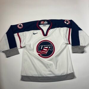 Vintage Nike USA Hockey Jersey Size 48 Blank